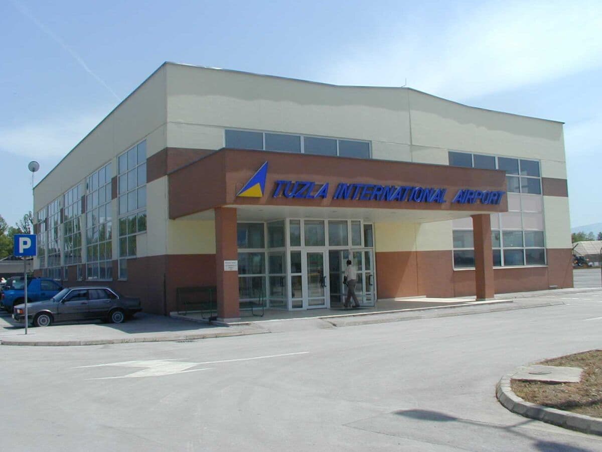 Tuzla International Airport (TZL)